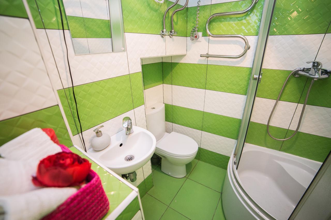 Mini Economy Apartments In The Central Part Of Lviv- Krekhivska 7 エクステリア 写真